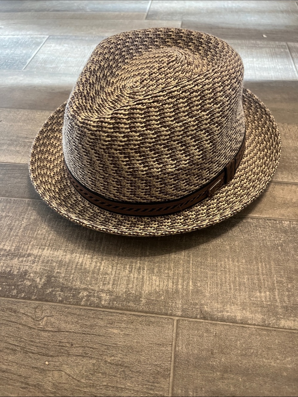 Bailey Of Hollywood Two-Tone Woven Straw Fedora in Cream and Brown